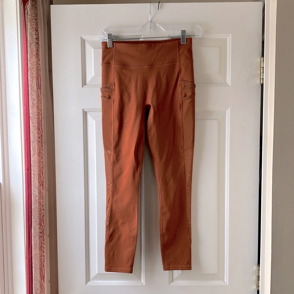 Fabletics Trinity Motion365® Mid-Rise 7/8 Legging Rust Size S  NWT - Picture 5 of 12